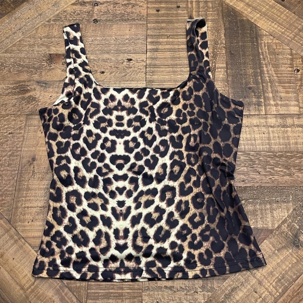 SHEIN leopard print sleeveless, square-neck tank top Size S